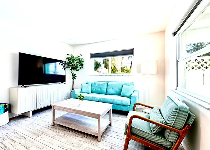 2bd 1ba Sunset 2 3mins To Beach! *