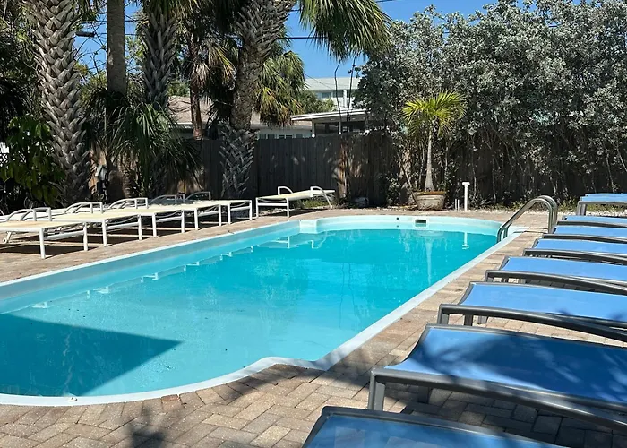 2bd 1ba Sunset 2 3mins To Beach! * Clearwater Beach