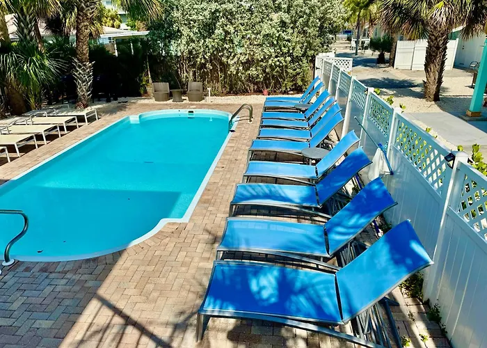 2bd 1ba Sunset 2 3mins To Beach! Apartment Clearwater Beach